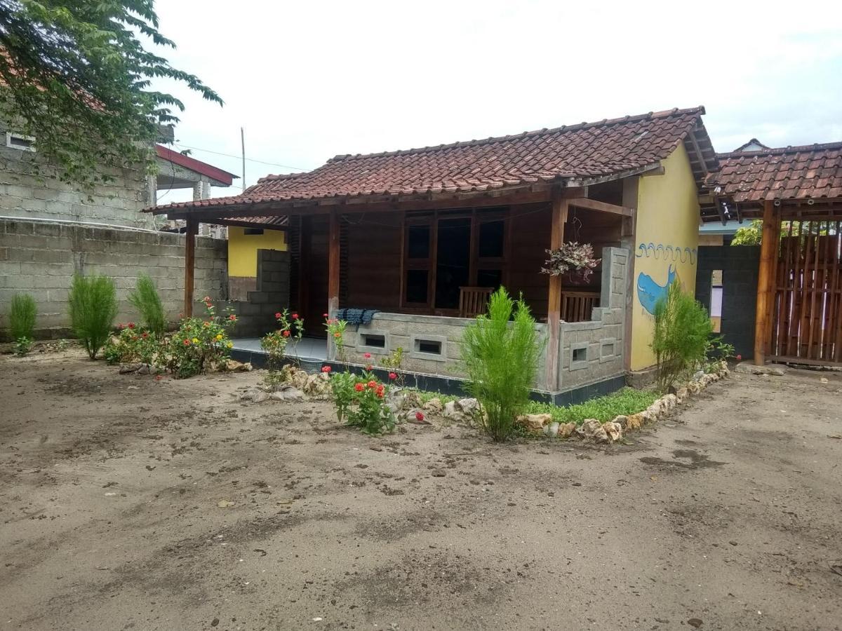 Harry'S Ocean House Watukarung Homestay Kalak Zewnętrze zdjęcie