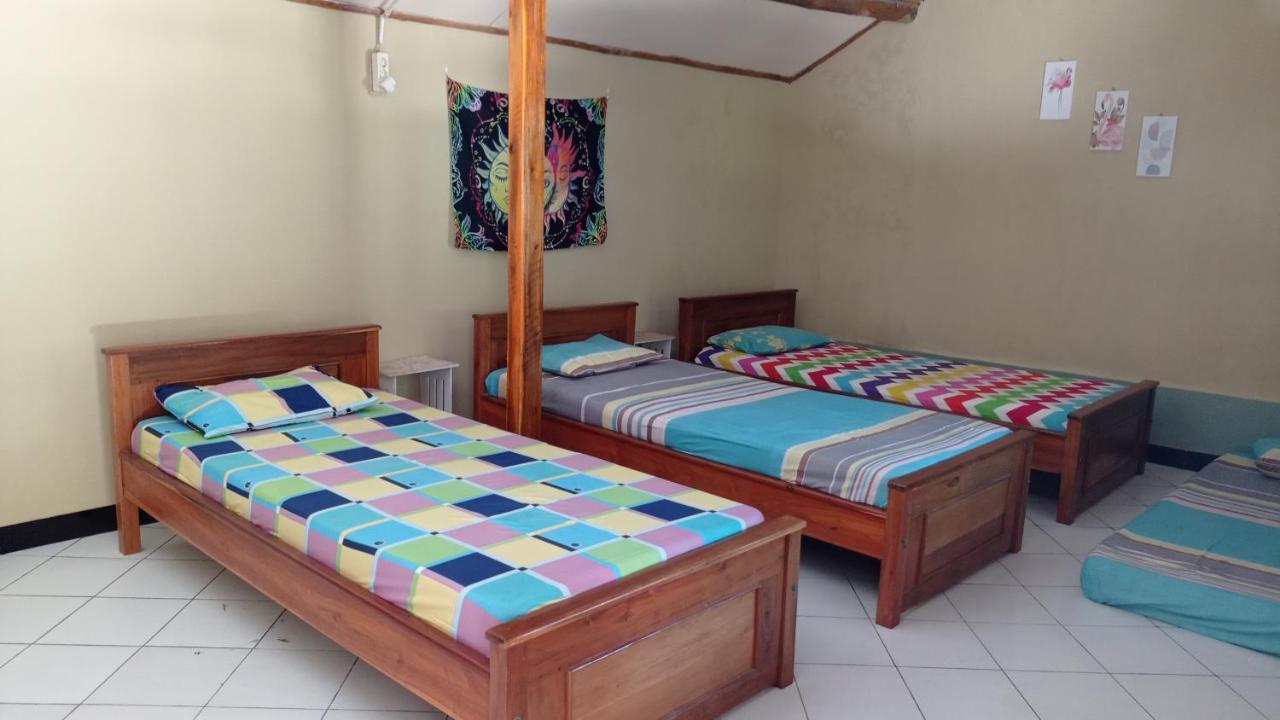 Harry'S Ocean House Watukarung Homestay Kalak Zewnętrze zdjęcie