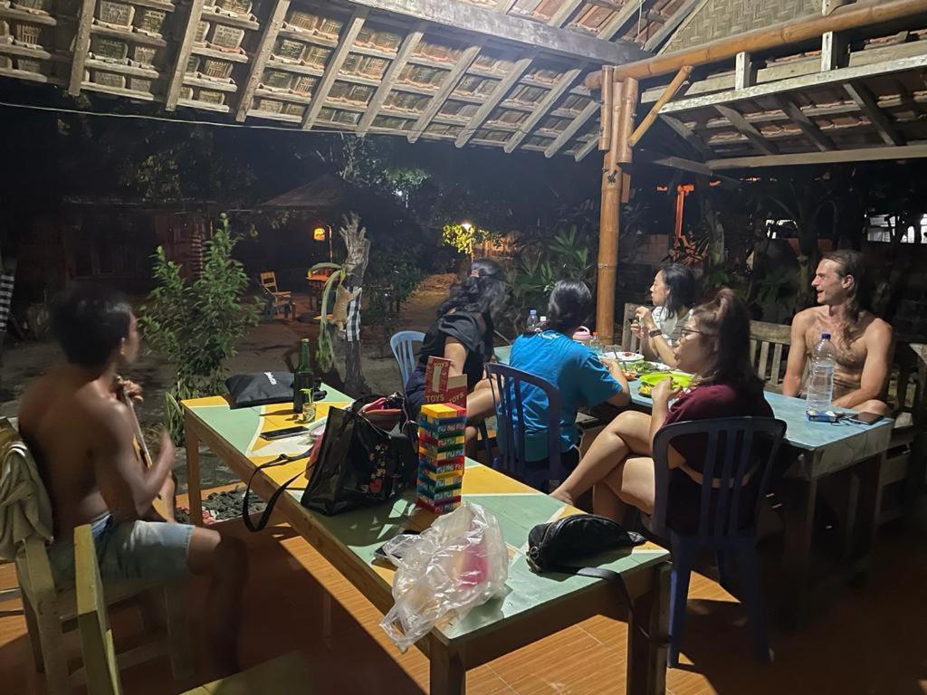 Harry'S Ocean House Watukarung Homestay Kalak Zewnętrze zdjęcie