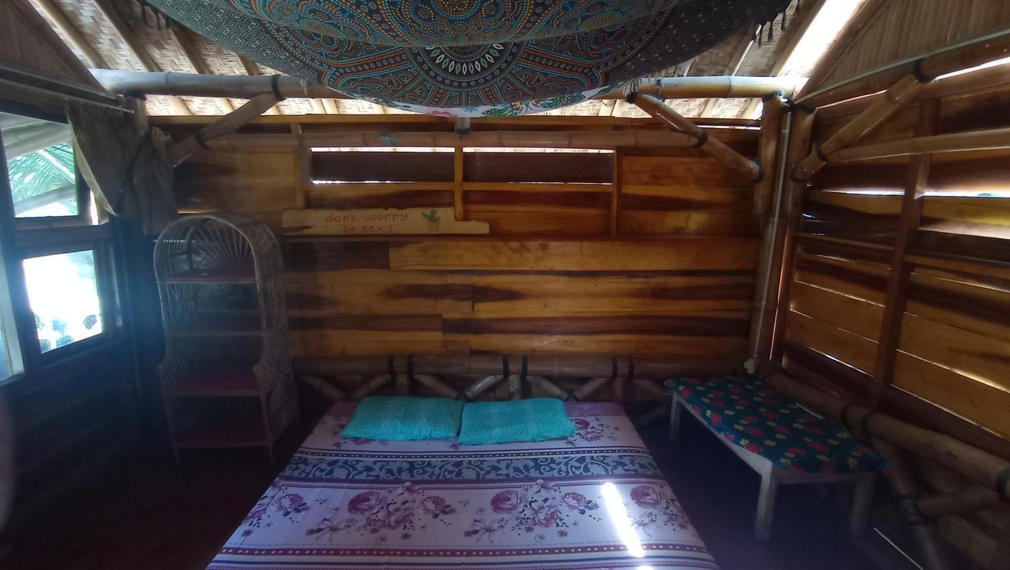 Harry'S Ocean House Watukarung Homestay Kalak Pokój zdjęcie